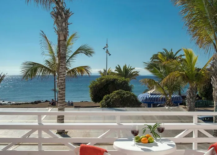 Hotel apartamentowy Rocas Blancas Puerto del Carmen (Lanzarote)