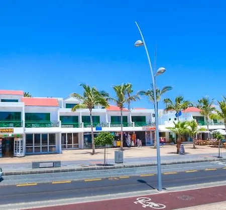 Rocas Blancas Aparthotel