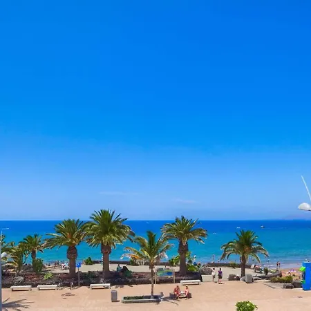 Rocas Blancas Puerto del Carmen (Lanzarote)