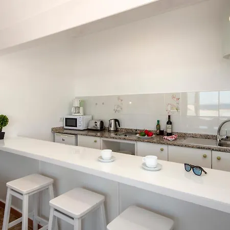 Rocas Blancas Apartahotel