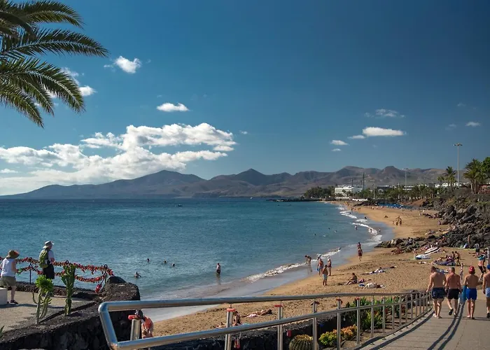 Rocas Blancas Aparthotel Puerto del Carmen (Lanzarote)