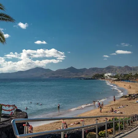 Rocas Blancas Aparthotel Puerto del Carmen (Lanzarote)