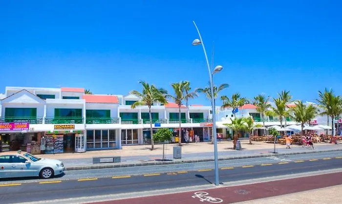 Rocas Blancas Aparthotel